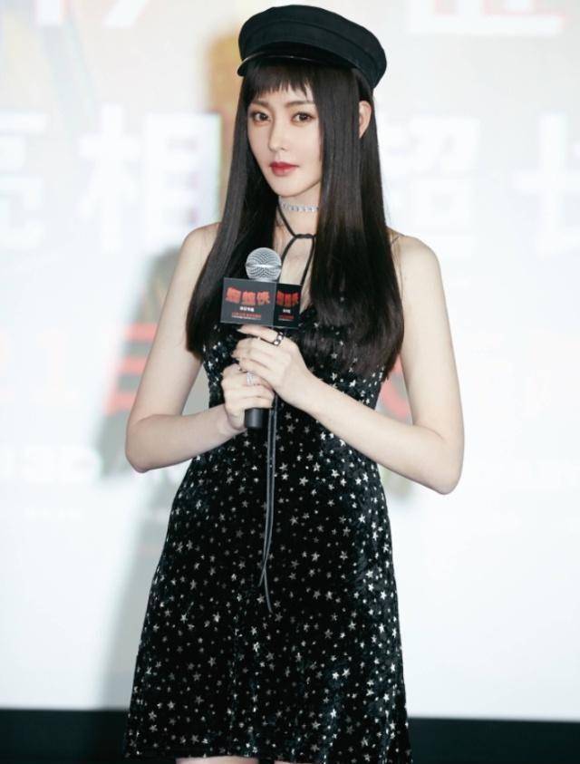 迪丽热巴张天爱同戴船长帽,热巴被夸高级脸,张天爱却被批有毒!