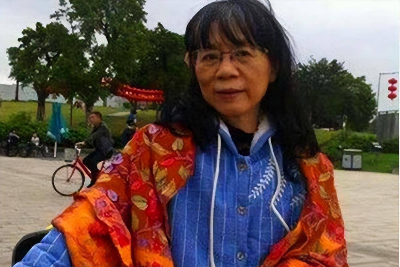 女儿选择卖掉北京一套房_杜虹_身体_复活