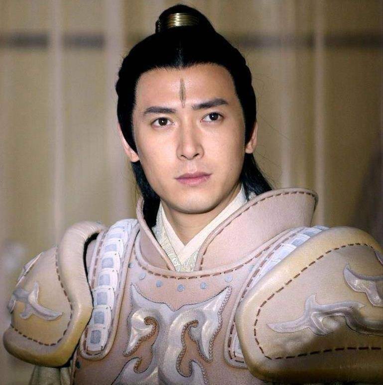 盘点9位二郎神杨戬:钱嘉乐经典,冯绍峰邪气,最帅还得是焦恩俊_吕颂贤