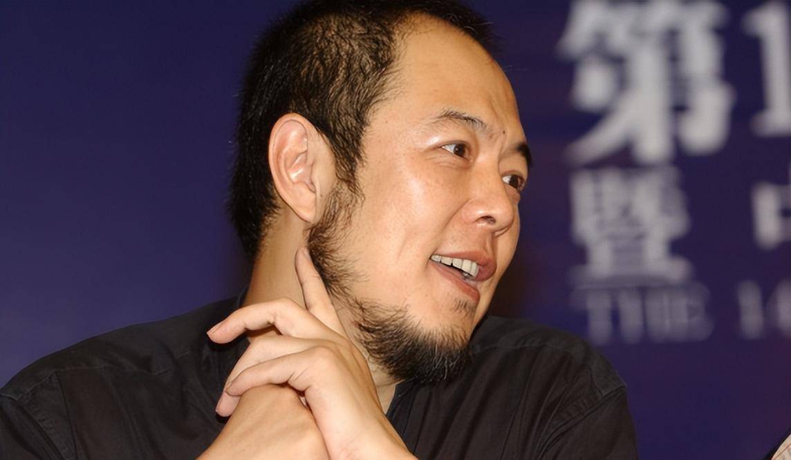 张铁林一生与8个妻子和3个孩子分手,68岁的他尚未结婚,他对皇帝上瘾了