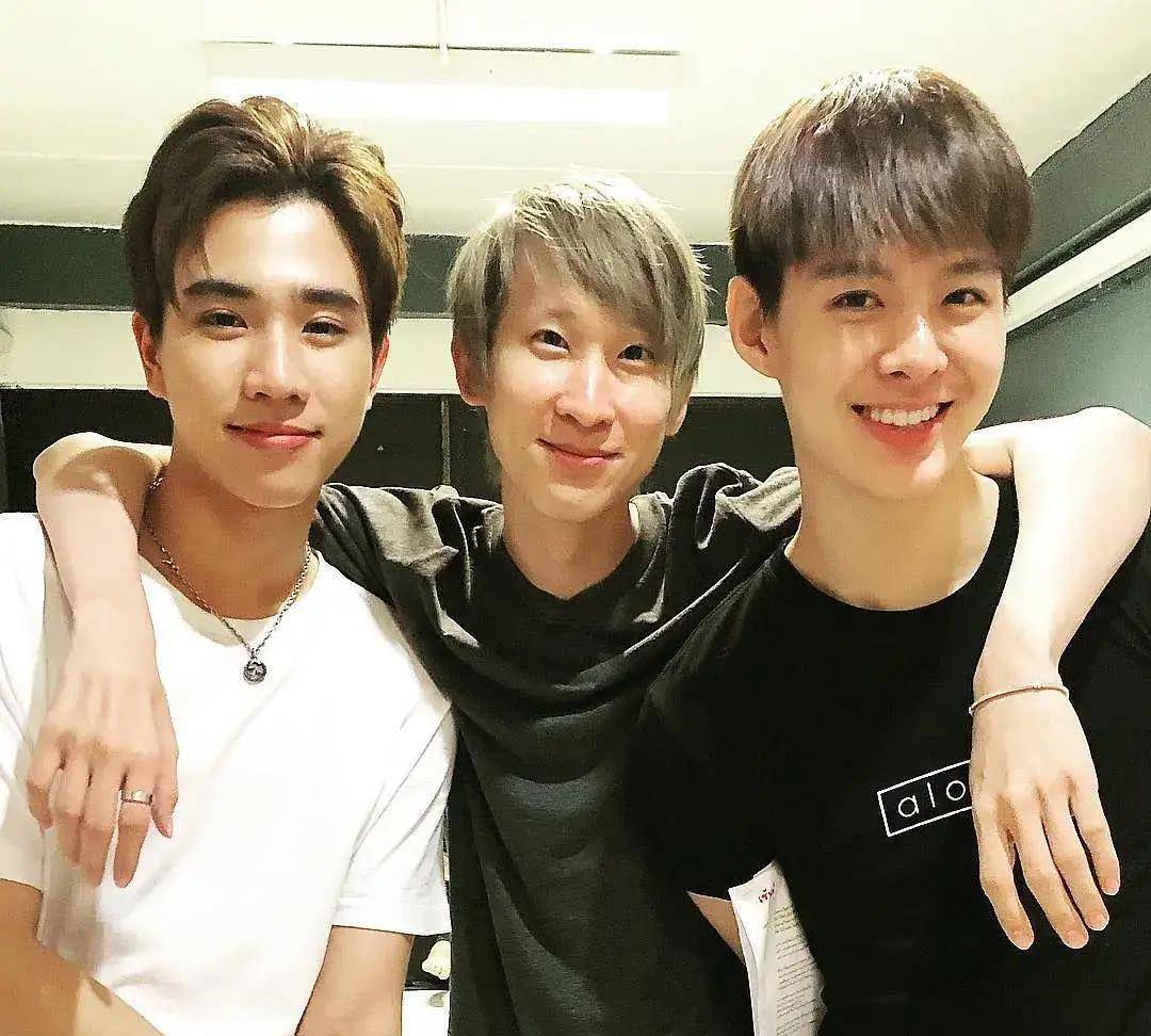 盘点他泰牛导合照:撑起泰腐半壁江山的一众帅哥_bounprem_地球_爱的