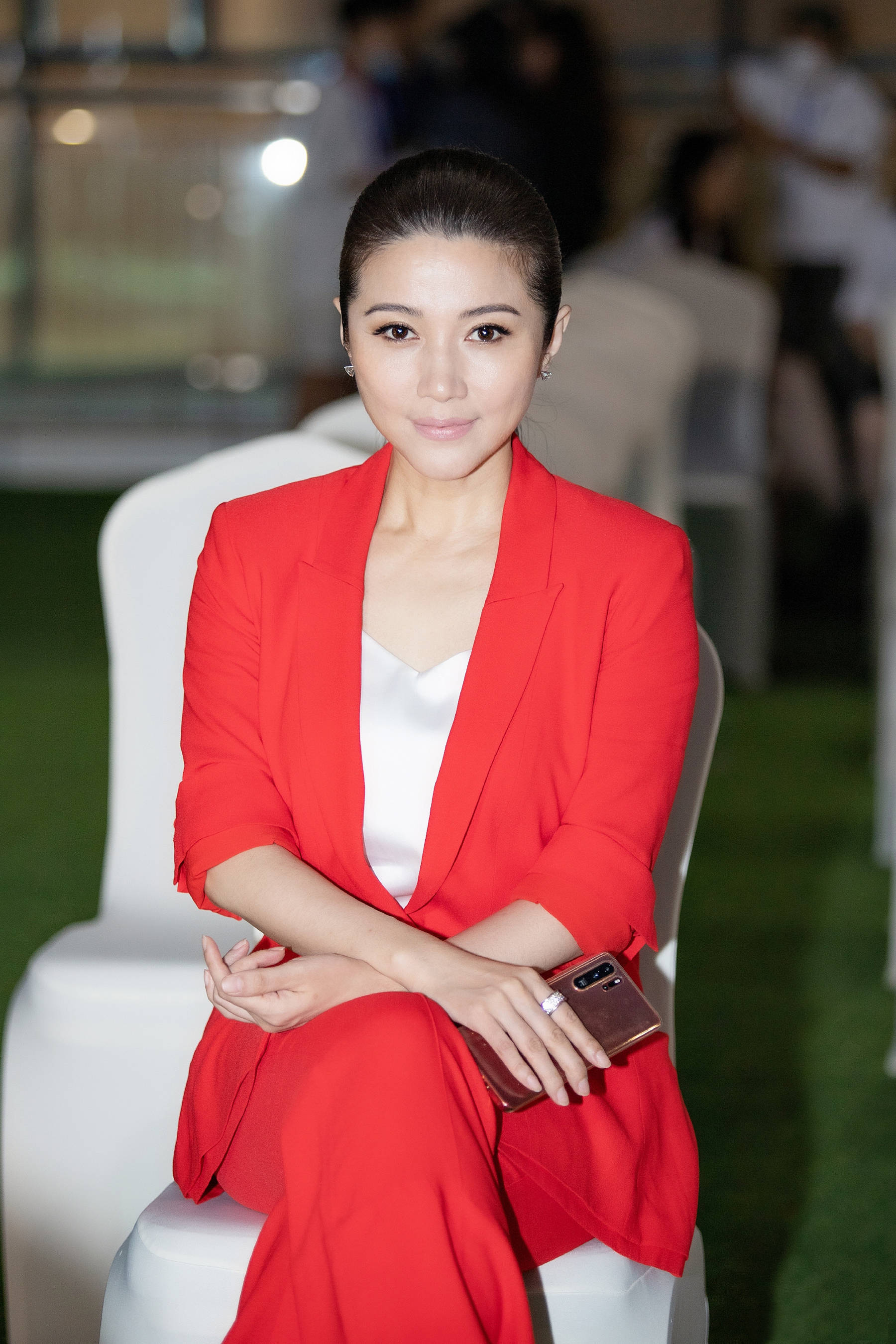 影后颜丙燕:遭遇丧母,失恋,生活中她也曾"万箭穿心"_母亲_父亲_北京