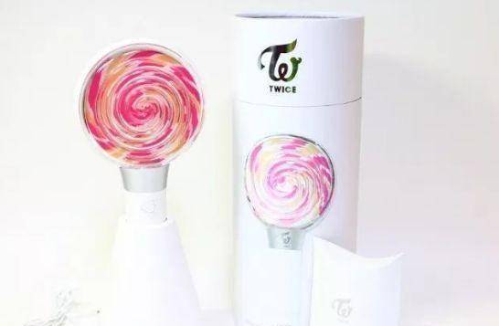 女团应援棒合集,twiceapink宇宙少女mamamoo,哪家最好看?