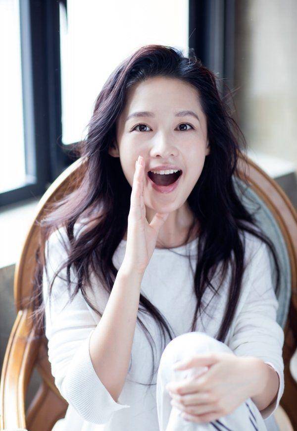 李沁的面相清秀,五官精美,在所有饰演军人的演员里,就她最漂亮_特种兵