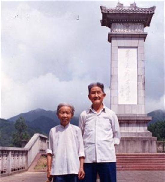 他高开低走井冈山时期省级,解放时当教师,后享厅级待遇活101岁_杜修经