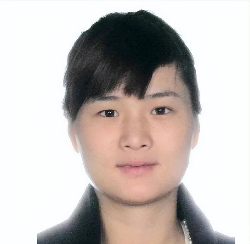 90后美女黑老大李桂圆:靠美色为祸东营数年,被警方悬赏30万通缉_曹家