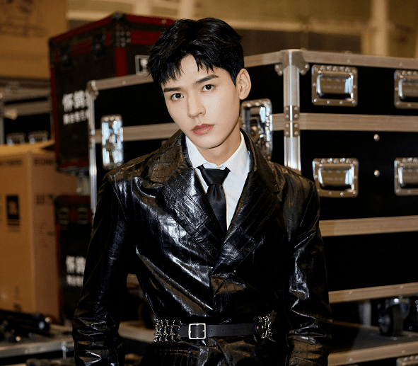 龚俊又曝新资源,或将搭档90后实力小花,导演已暗示其转型方向_作品_剧