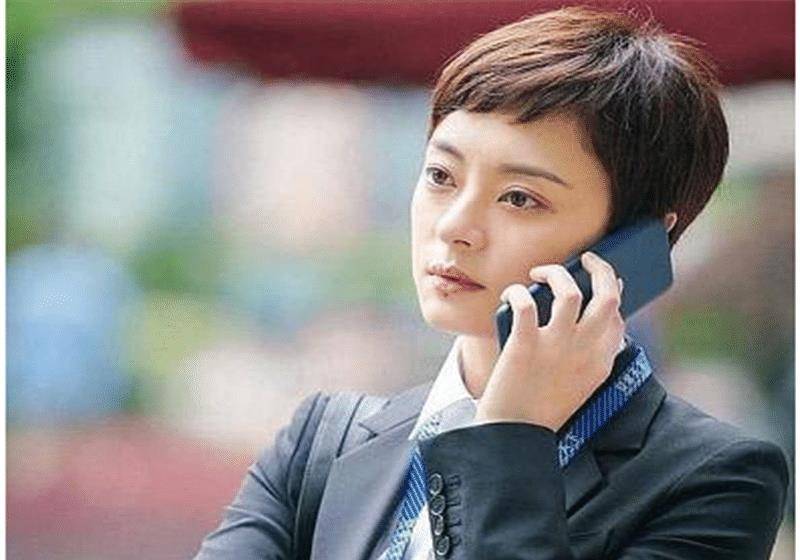 孙俪新剧被调侃发型太短,演技虽然精湛,可偏偏被她抢尽风头_张萌_角色