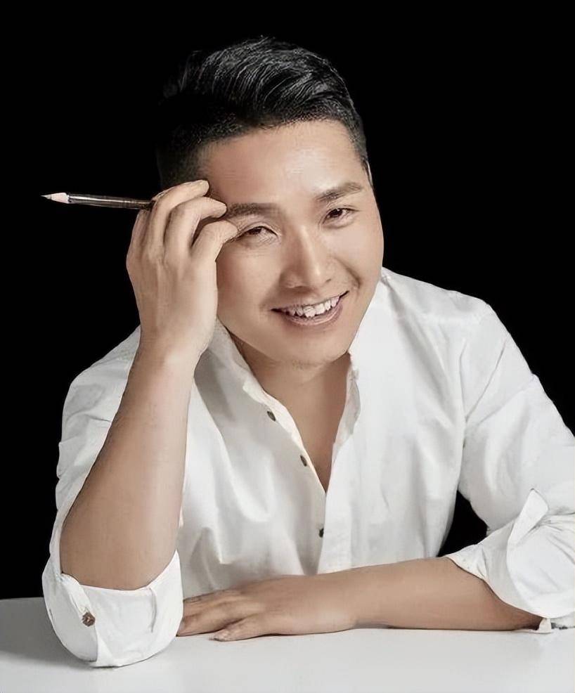 设计师:徐威返回搜狐,查看更多