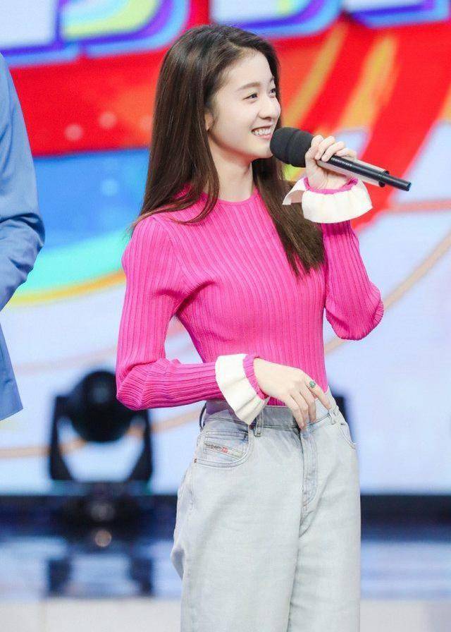 这才是标准的初恋脸,关晓彤遇到也要甘拜下风?_张雪迎_气质_国民