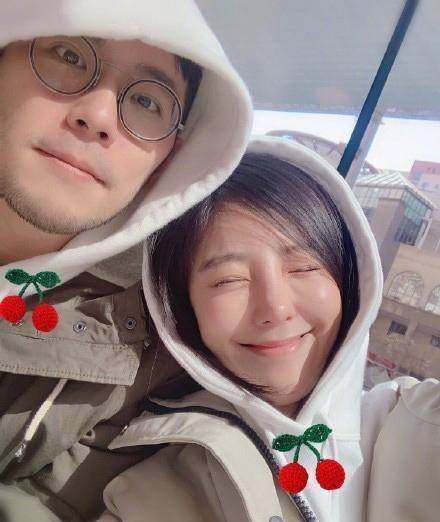 值得一提的是,赵奕欢男友李伯恩曾是歌手徐佳莹的前男友,据了解