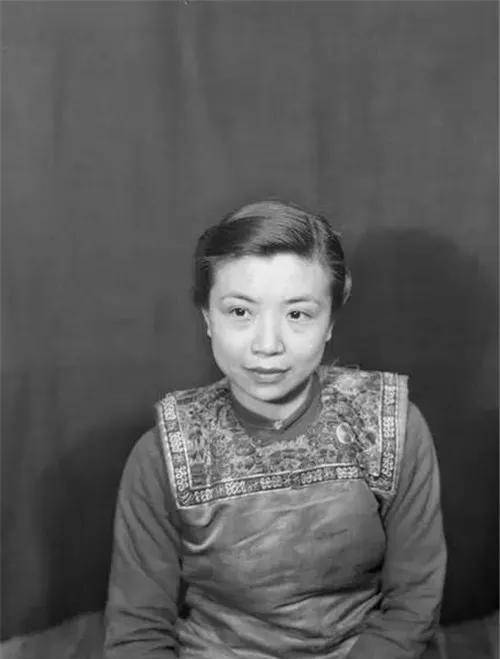 谢景兰:旅法艺术家,不甘平庸,婚外恋让她找到了属于自己的天地_赵无极