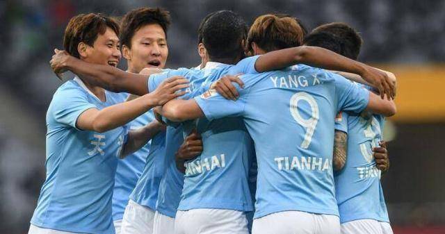 球员体谅老板暂时不索要欠薪,解散球队补发工资_申鑫_徐国良_薪水