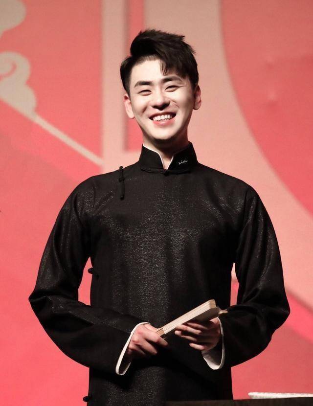 最美的笑容,张云雷笑起来真好看,送给最爱的丫头们_因为_开心_样子