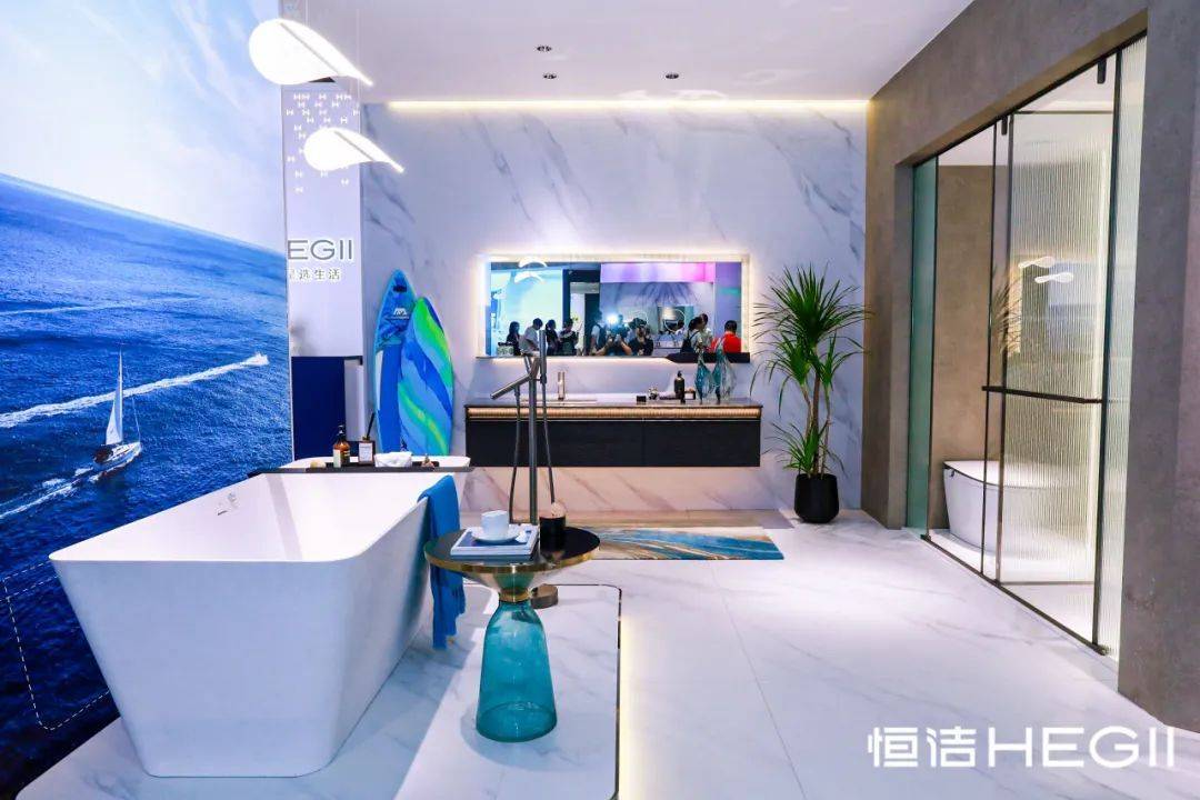 品质点亮生活！恒洁亮相首届广州国际卫浴博览会