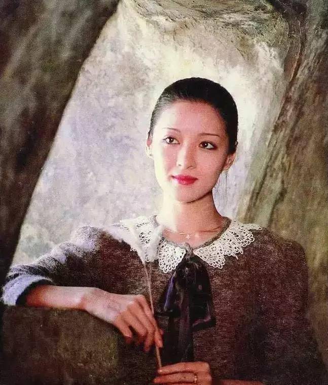 让林青霞自愧不如的女人,因妆前妆后差距遭嫌弃,结婚6月便分手_胡因梦