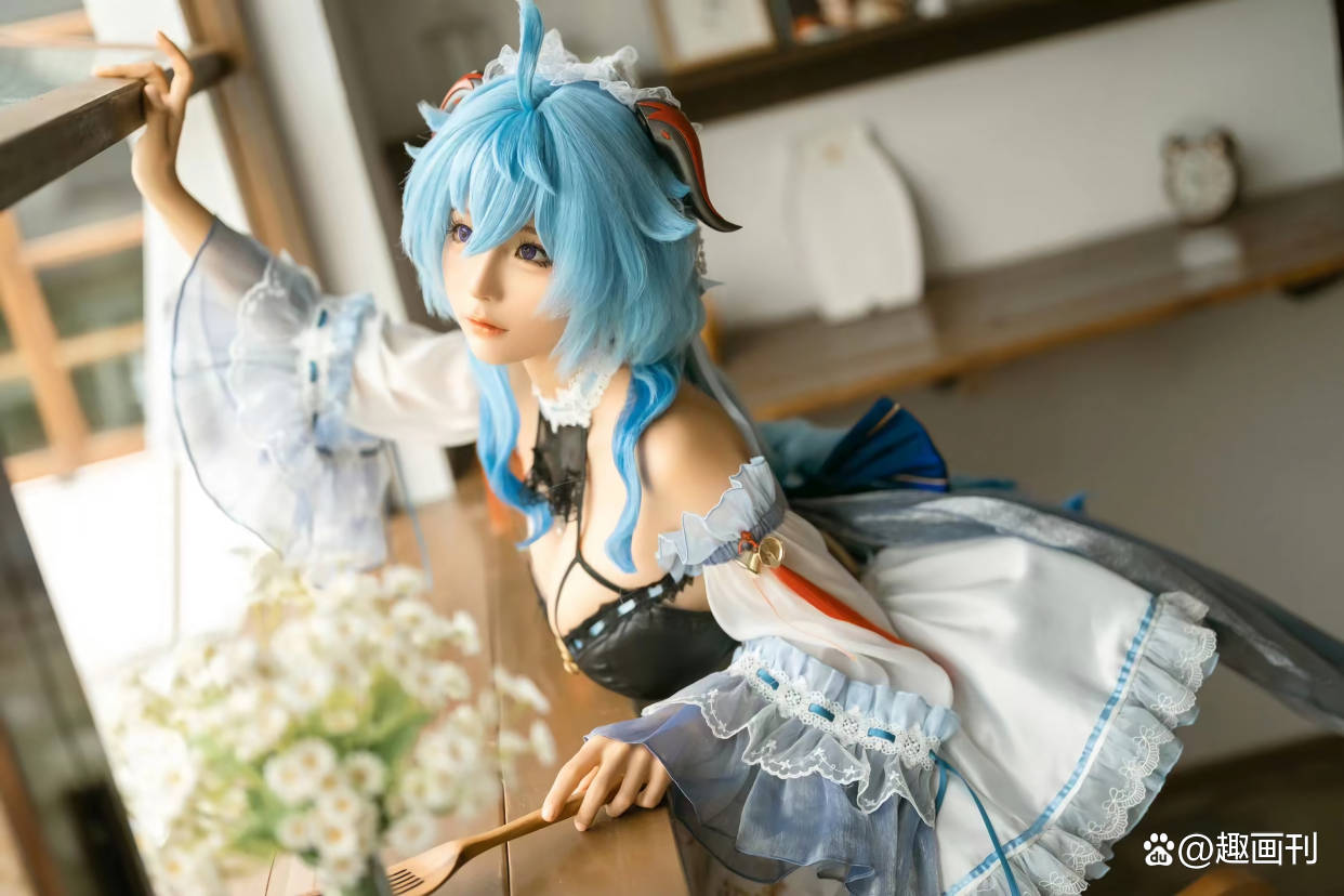 蠢沫沫原神甘雨女仆cos呆萌升级,水淼aqua甘雨原型扛得住吗?