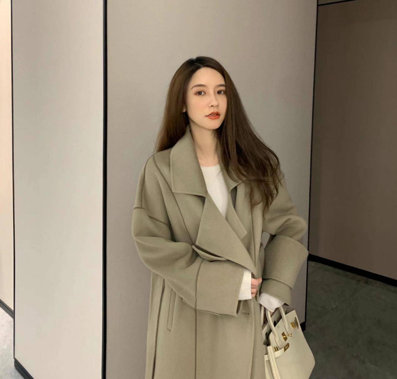 张大奕深夜发照,引人热议,初代网络红人现状如何?_蒋凡_网友_照片