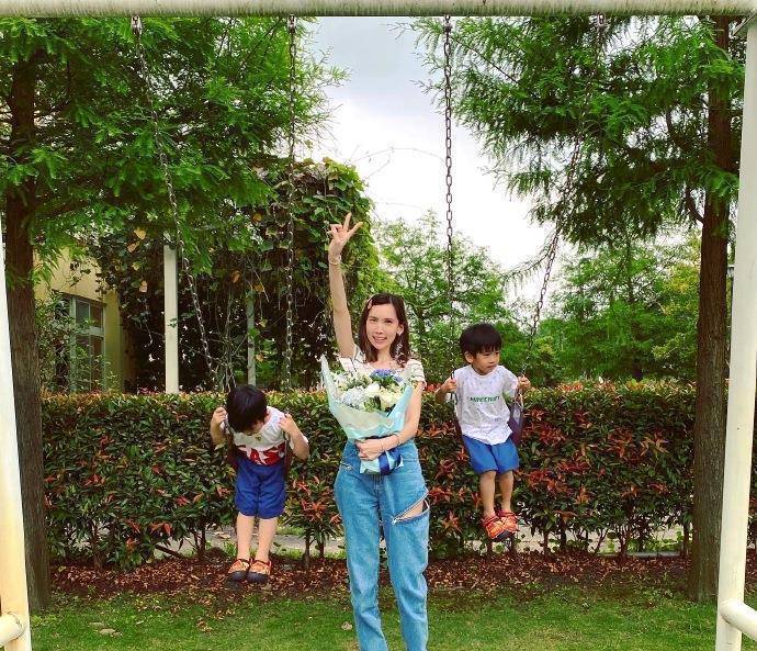 林志颖和老婆陈若仪一起学跳舞,爸比的腿显得好短_妈妈_节目_和林
