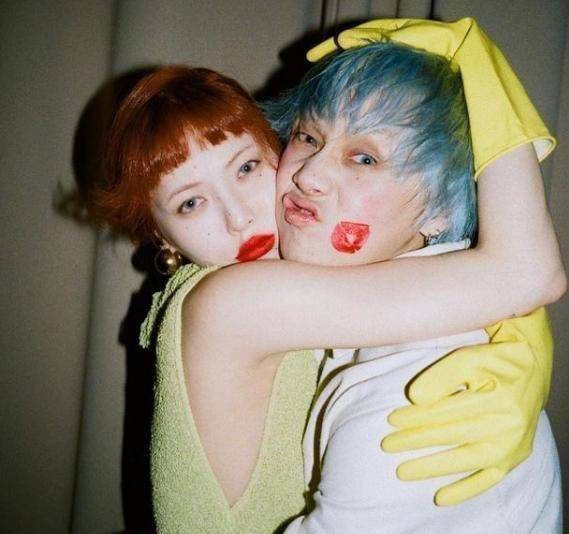 韩媒曝权志龙探班jennie大赞二人感情稳定_网友_因为_男友