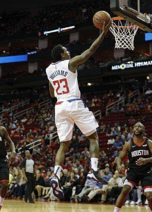 就在今天,火箭旧将狠狠的"羞辱"了快船旧将_比赛_哈雷尔_路威