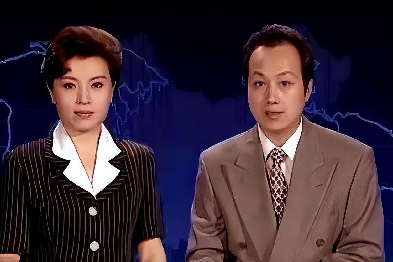 肖晓琳在荧幕上的形象,永远都是严肃凝重的,她和央视主持人领军人物