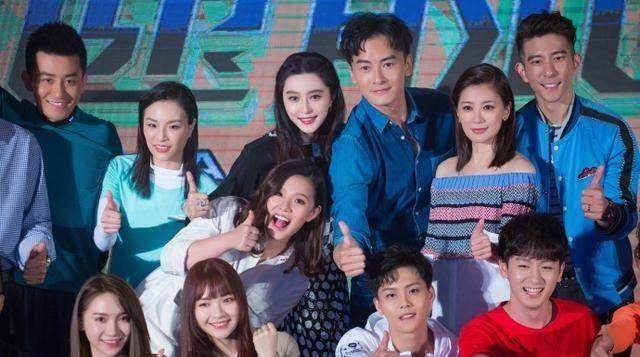 工作室p图过猛,把范冰冰跟谢依霖修成了"黑白配"!_范爷_比赛_郑元畅