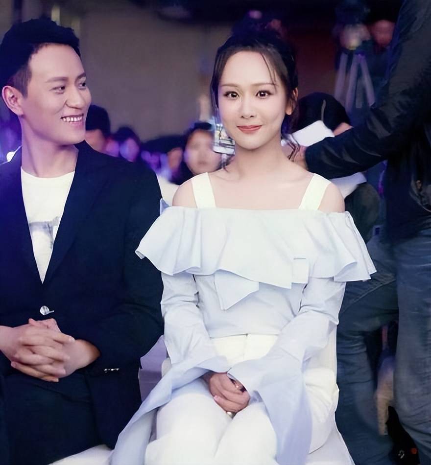 秦俊杰新女友为《神雕》小龙女,整个模仿刘亦菲,跟杨紫没法比_毛晓慧