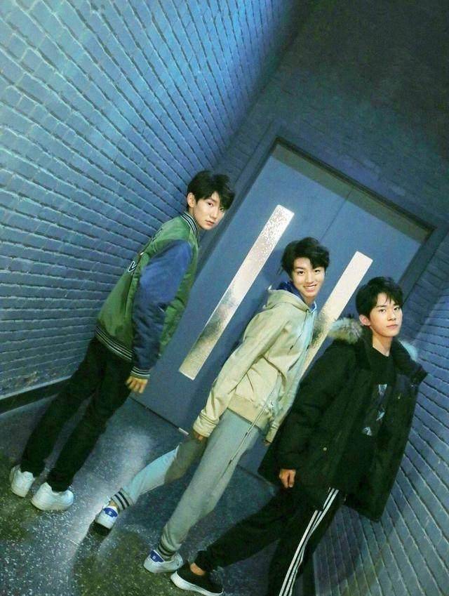 怕被王源"报复"易烊千玺竟做出这种事,偶像包袱碎一地,稳赢了_王俊凯