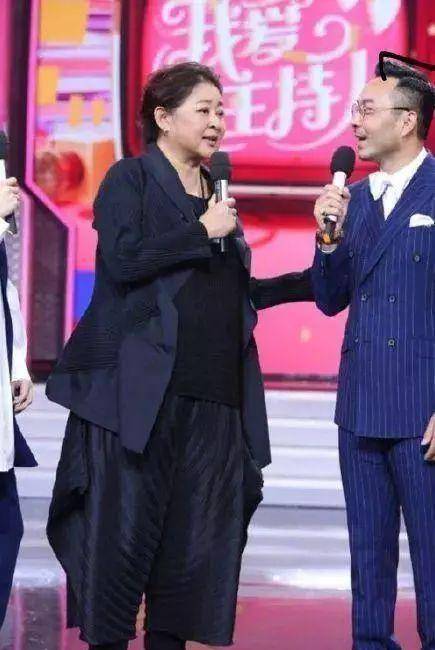 年近60岁的倪萍,减肥成功,从此女神又回来了!_阿姨_孩子_人生