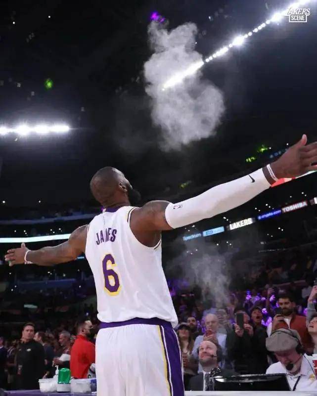 不利于詹姆斯的数据就是黑?411工程是不是黑詹姆斯?_比赛_历史_季后赛