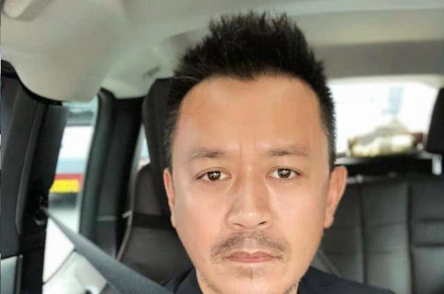 张璇时常在微博中晒了些日常生活照片秀老公和