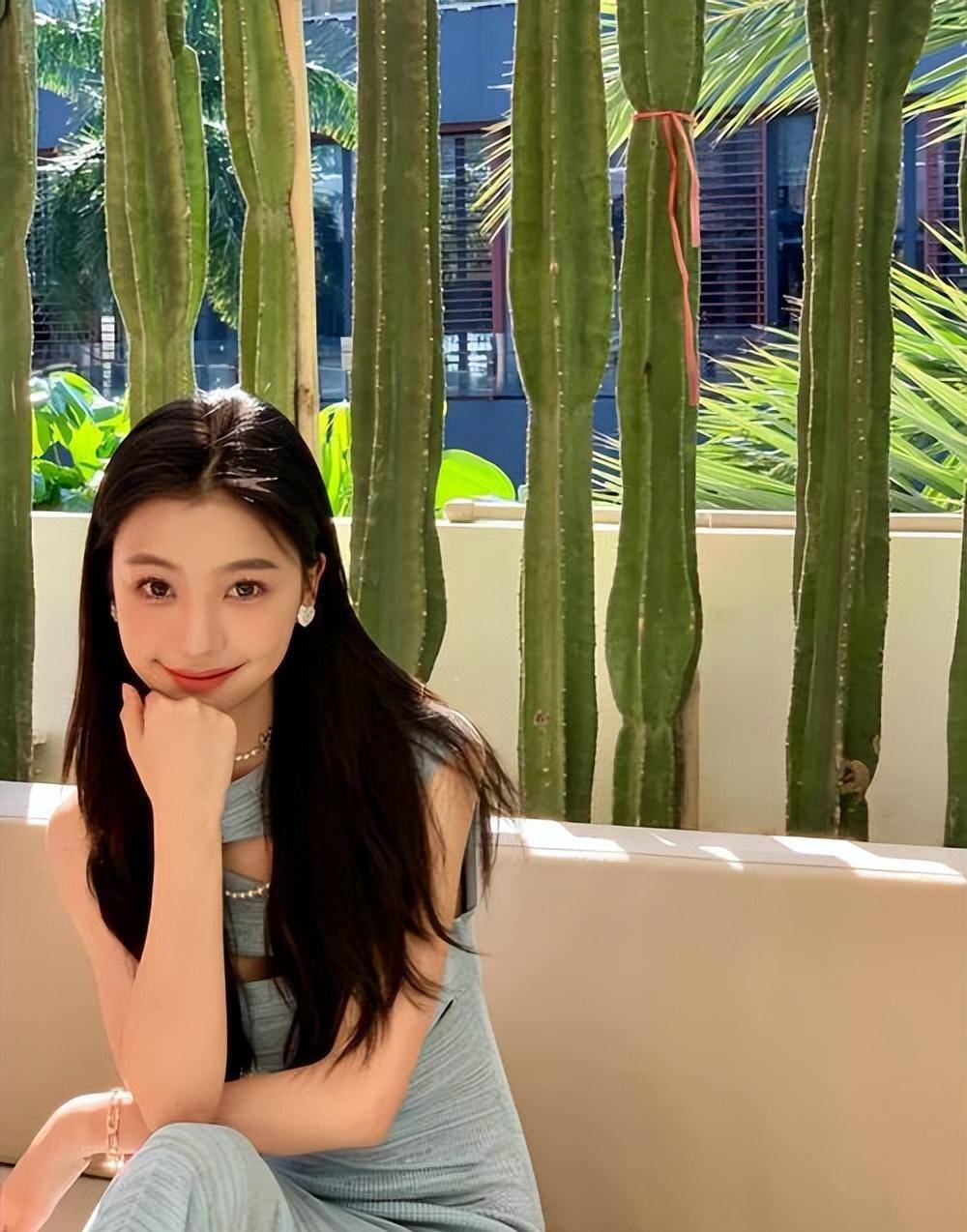 易梦玲颜值,身材比例,拍照技术都好,但为何还是给人普女感?