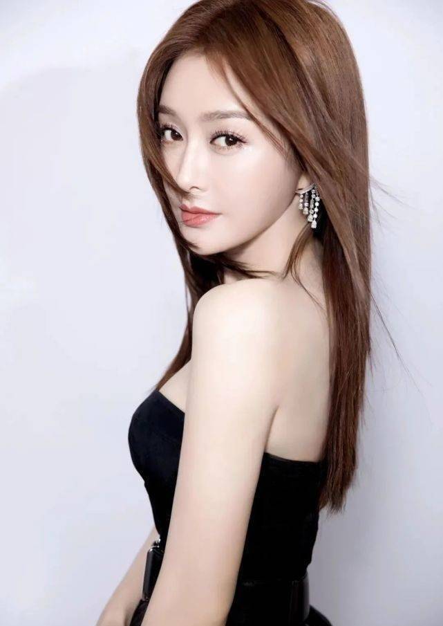 温柔时尚女的天花板,身材少女的秦岚我可太爱了!_月光_琼瑶_时间