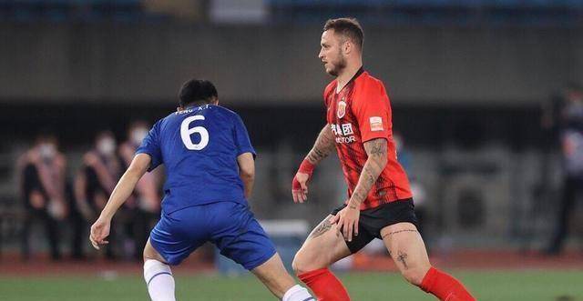 上海申花战平海港仍有大收获,崔康熙太霸气,一优势太明显!