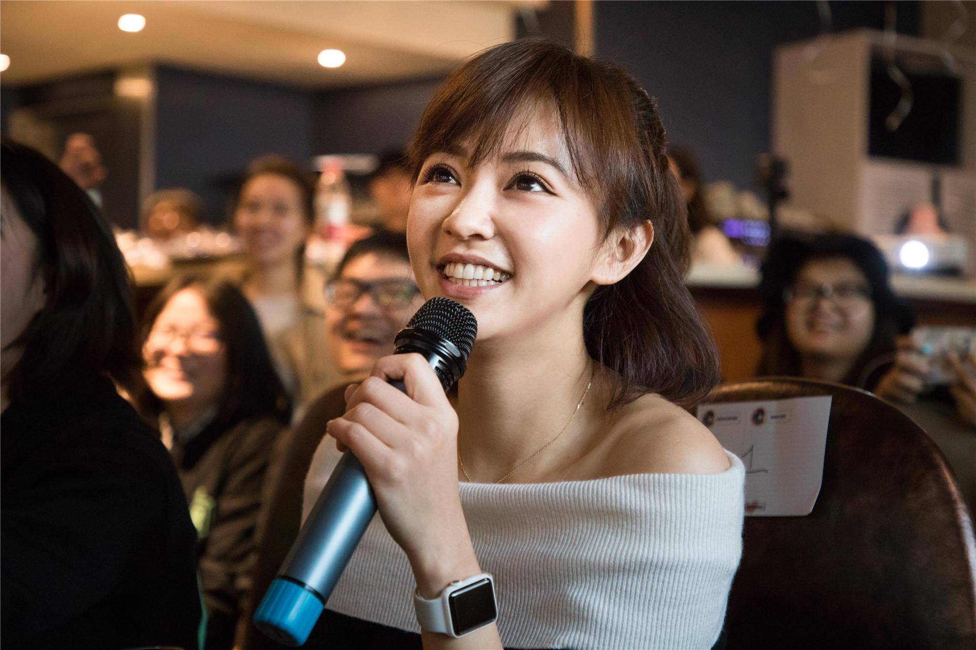 让杨颖头痛的陈意涵,与太子爷暧昧,认贾静雯老公为爸,她有多牛_修杰楷