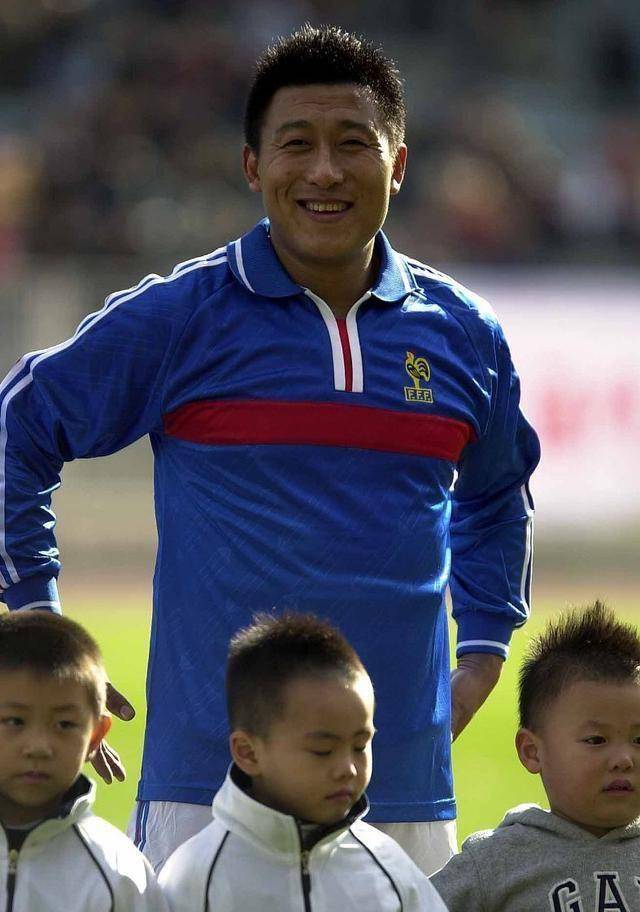 张恩华中国足球一个时代的见证者_时候_世界杯_大连