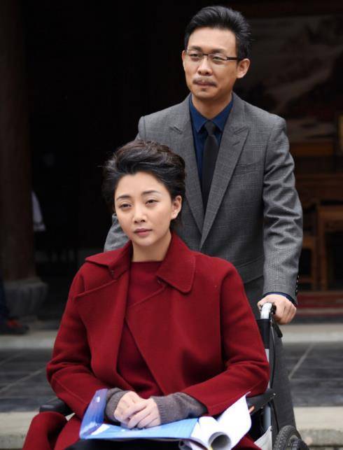 沉寂多年后,终于因出演《士兵突击》而红_张译_殷桃_实力派