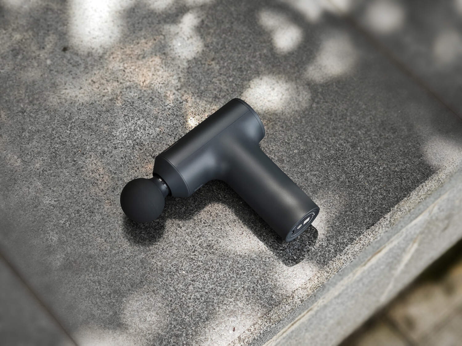 350g小巧机身+12KG强劲动力，米家迷你筋膜枪2C | 新品体验