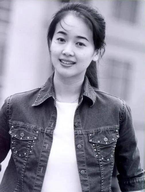 原来嫁给富商分手,42岁体操冠军左小青,颜值与气质兼备的女人_左小晴