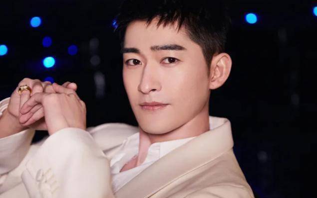 张翰在近日节目里一句"错过了就是错过了",再度登上热搜!