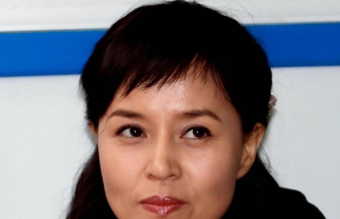 如今的马诗红跟于莉红,照样在事业和生活上相互扶持,即便没有孩子他们