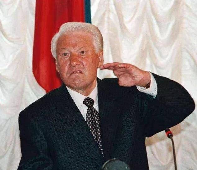 普京感叹:姿态真像三流国家_叶利钦都_美国_欧洲