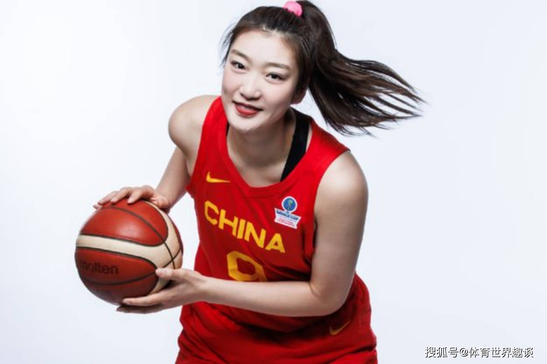 希望李梦赶紧醒过来，安心打球，赶紧离开抛妻弃子的渣男张隆！_比赛_父母_道德