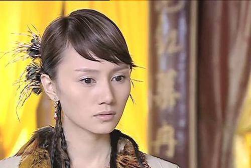 不适合演古装剧的明星,完美男神吴彦祖也有hold不住的时候_鲍蕾_古装