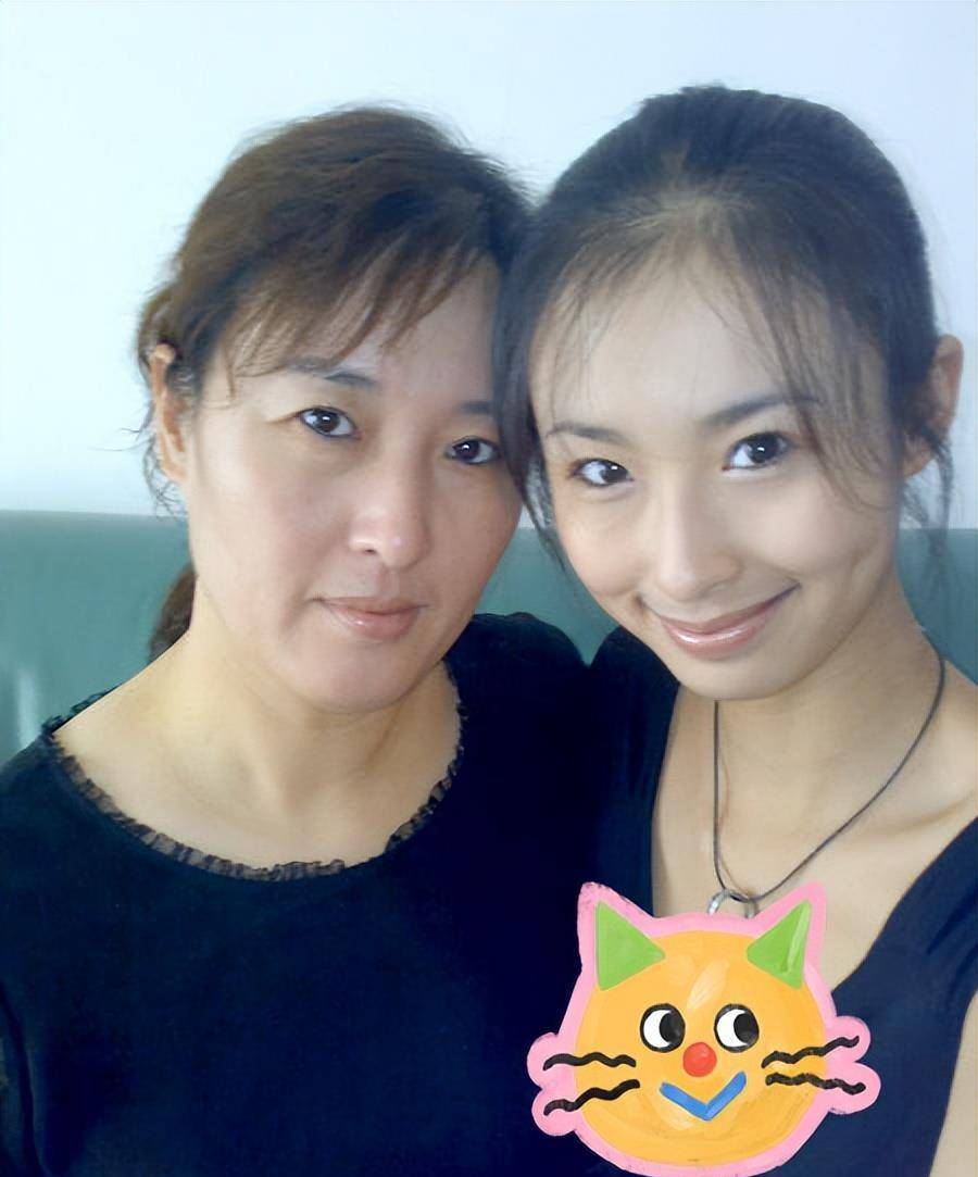 兽兽:被前任一渣再渣,网上曝光其隐私,后嫁富二代老公孩子6岁_翟凌