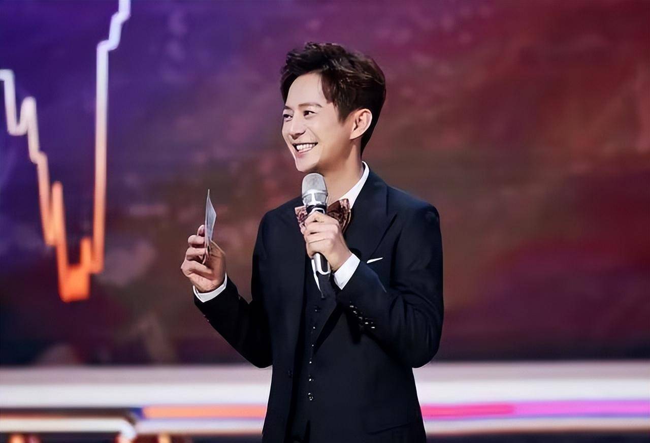 快乐家族解散一年多,再看谢娜,杜海涛现状,才发现何炅有多聪明_节目