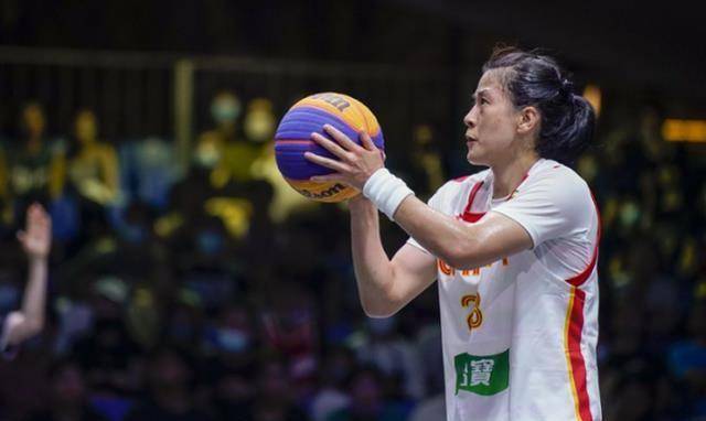 3x3亚洲杯-中国女篮双杀澳大利亚首次夺冠中国男篮险胜获季军_张芷婷