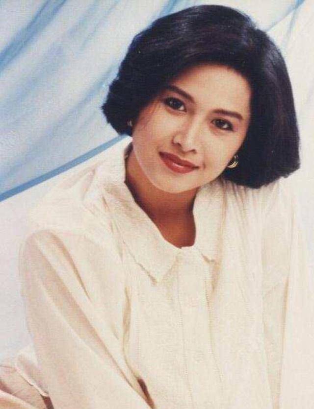 tvb重播《珠光宝气》邵美琪令人唏嘘,出道33年经历五段情都未果