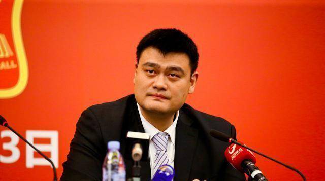 姚明对外援下重拳工资帽下调1200万_赛季_实力_薪资